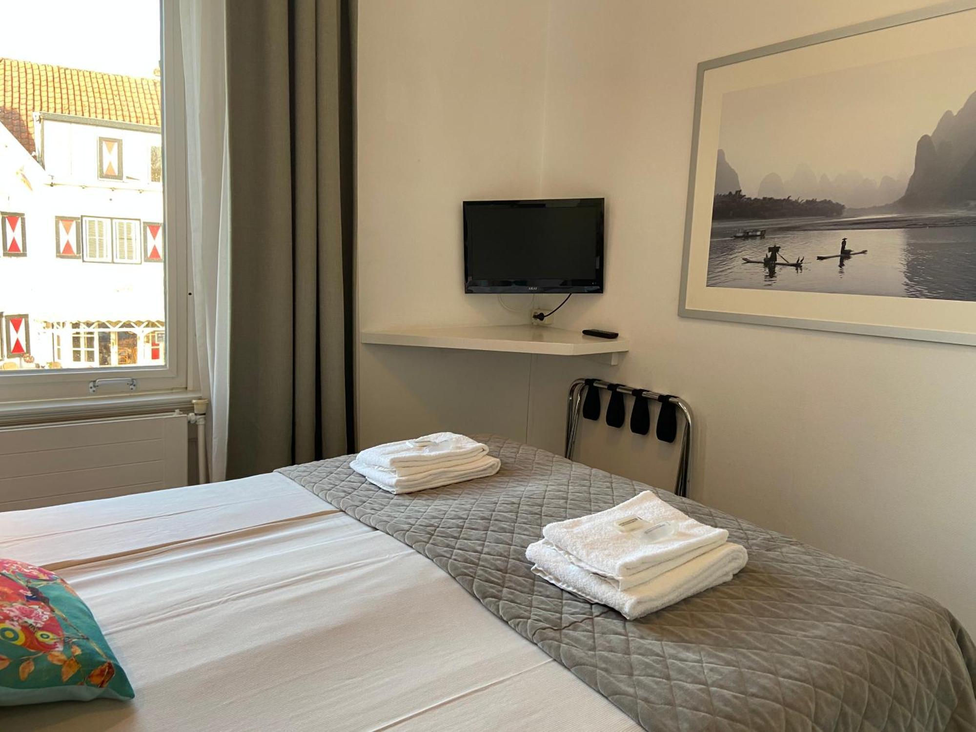 Dijkstra Hotels بيرشِن المظهر الخارجي الصورة